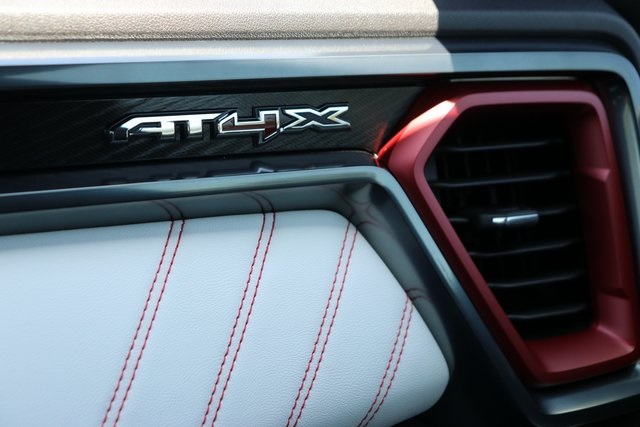 Vehicle image 20 of 26