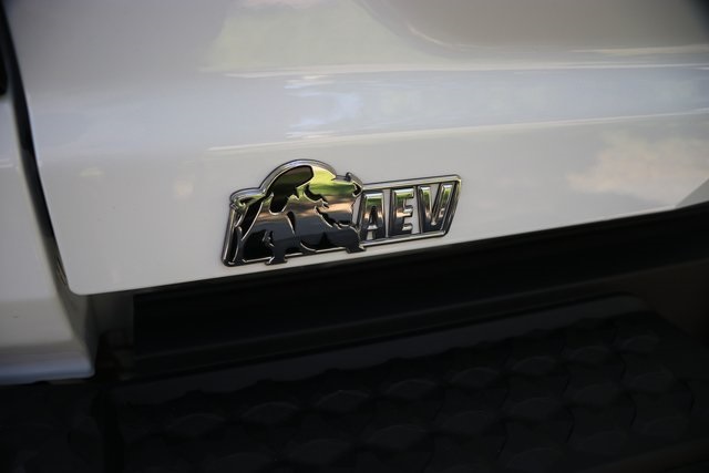 Vehicle image 19 of 26