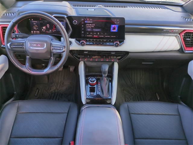 2024 GMC Canyon 4WD AT4X Image 13 of 37