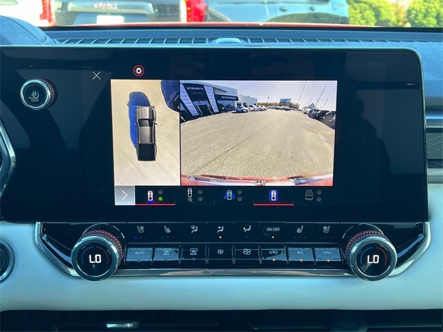 Vehicle image 15 of 21