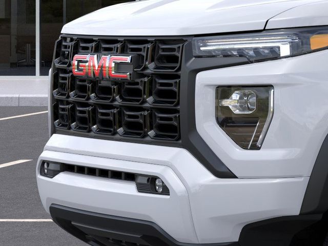 Vehicle image 8 of 19