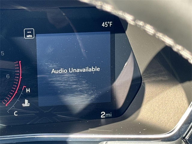 Vehicle image 15 of 28