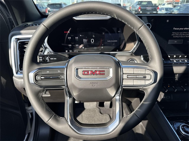Vehicle image 16 of 28