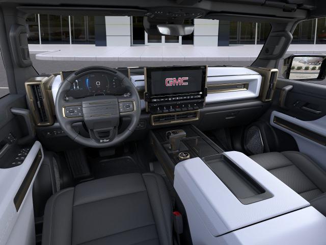 Vehicle image 15 of 32
