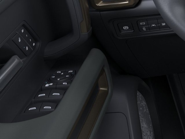 Vehicle image 22 of 24