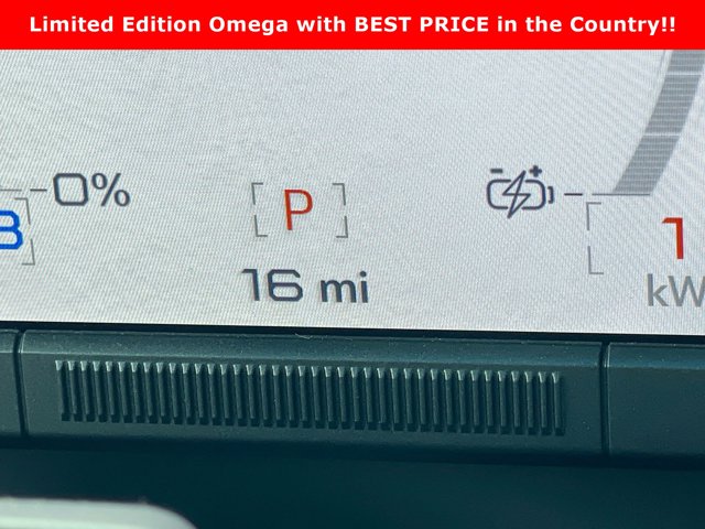 Vehicle image 21 of 35