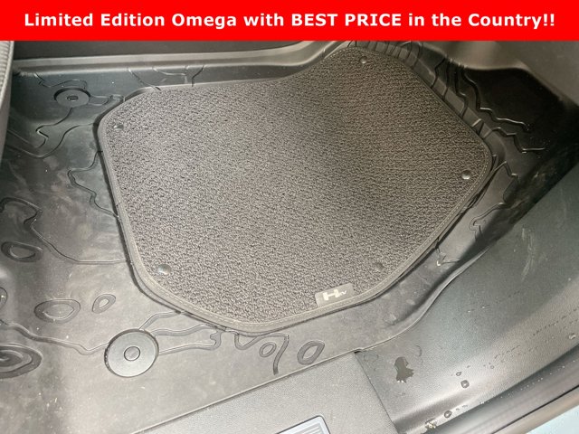 Vehicle image 12 of 35
