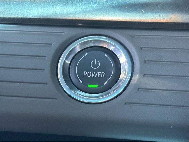 Vehicle image 22 of 39