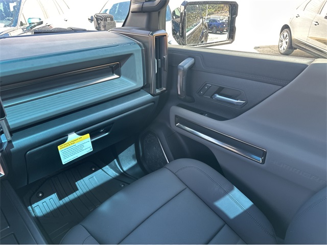 Vehicle image 17 of 39