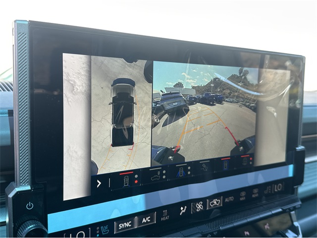 Vehicle image 6 of 39