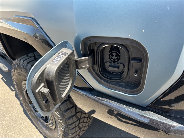 Vehicle image 37 of 39