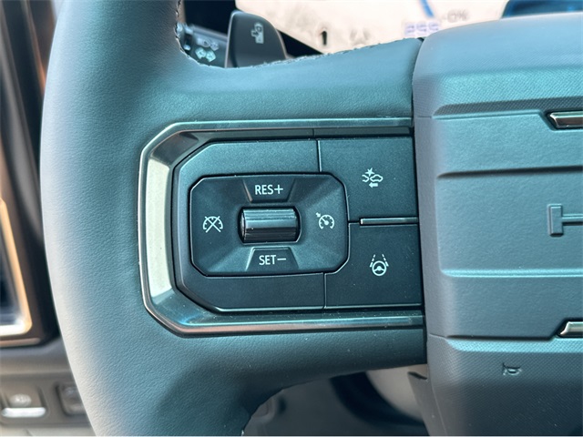 Vehicle image 20 of 39