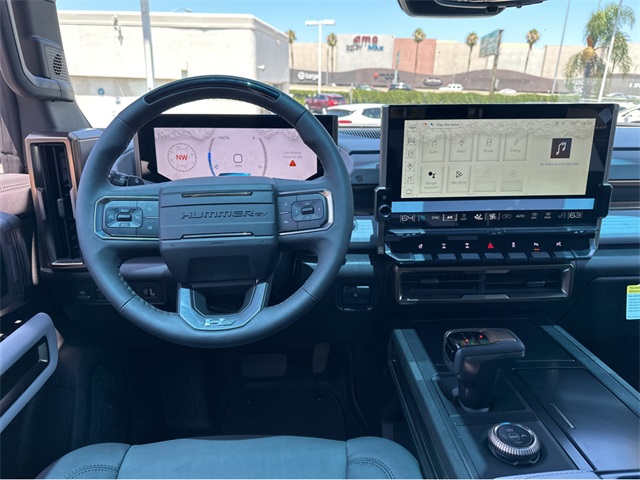 Vehicle image 18 of 39