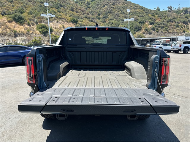 Vehicle image 31 of 39
