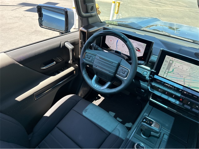Vehicle image 16 of 38