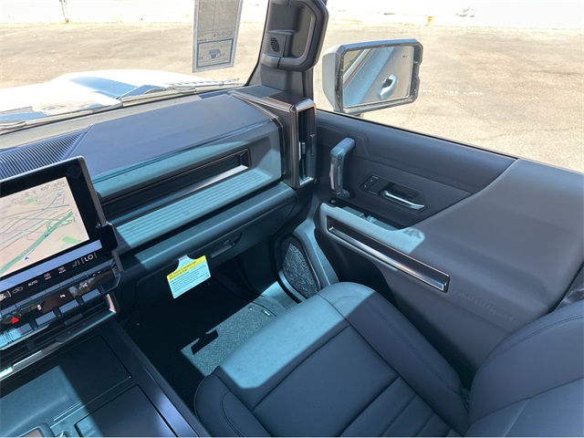 Vehicle image 17 of 38