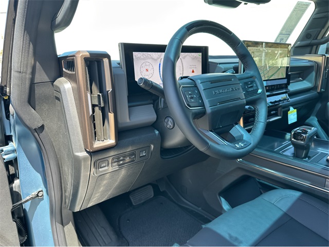 Vehicle image 27 of 38