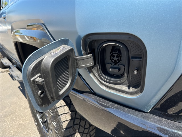 Vehicle image 37 of 38