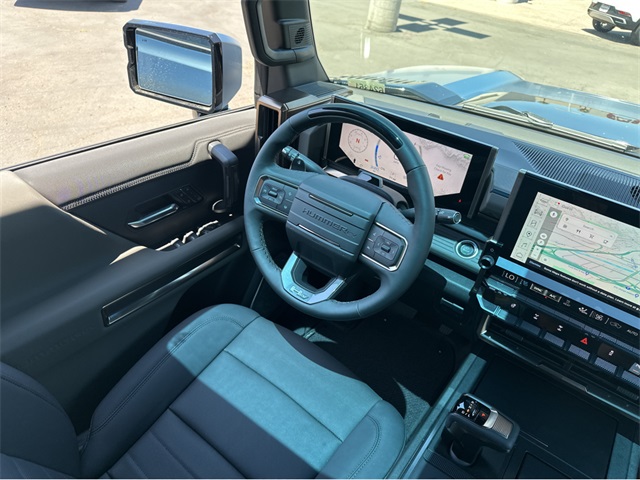 Vehicle image 16 of 38
