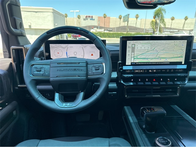 Vehicle image 18 of 38