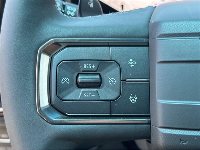 Vehicle image 20 of 38