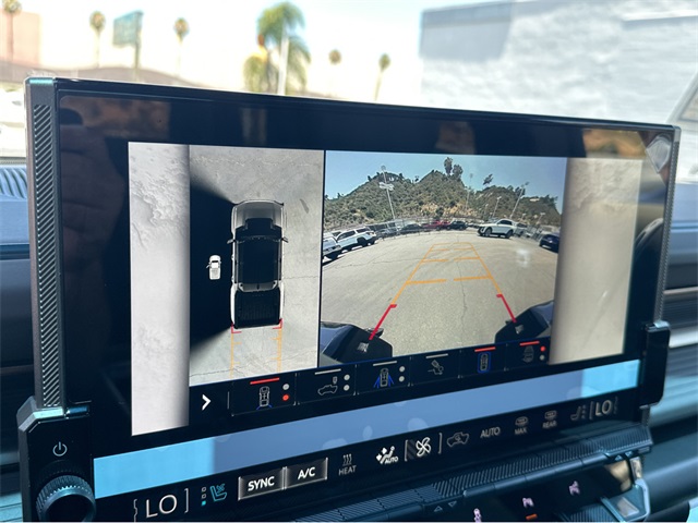 Vehicle image 6 of 38