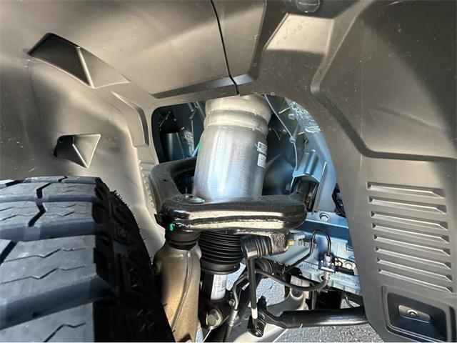 Vehicle image 37 of 38