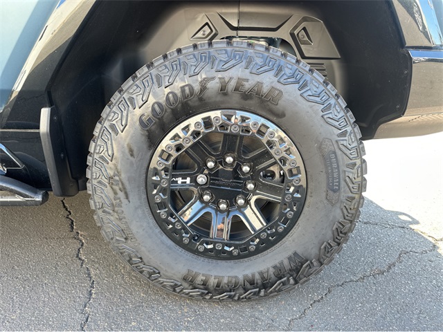 Vehicle image 13 of 38