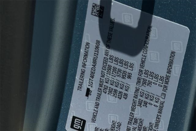 Vehicle image 24 of 32