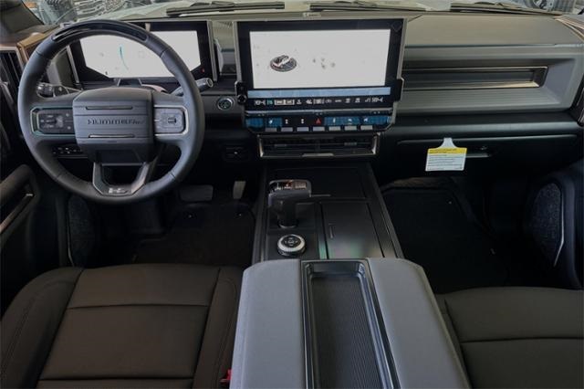 Vehicle image 14 of 32