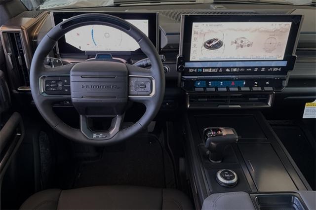 Vehicle image 13 of 32