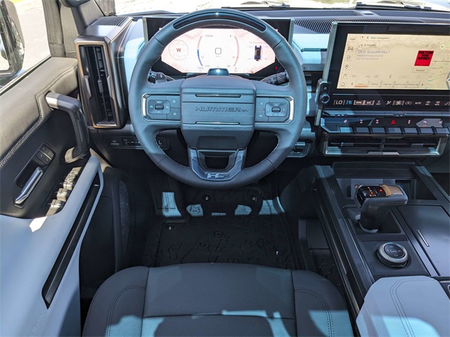 Vehicle image 16 of 33