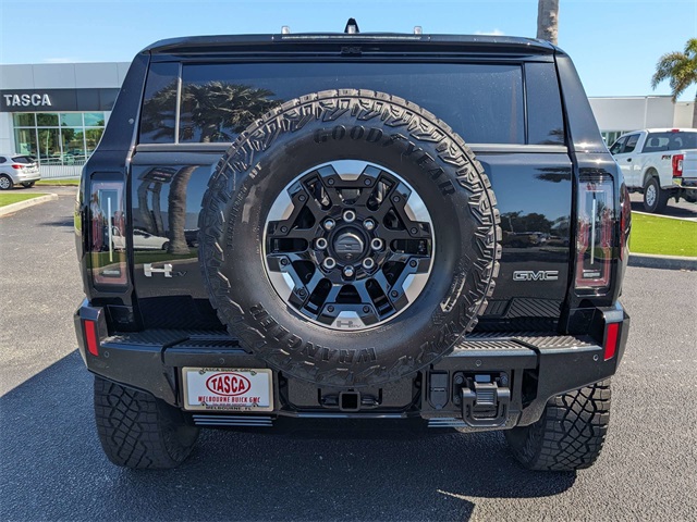 Vehicle image 9 of 33