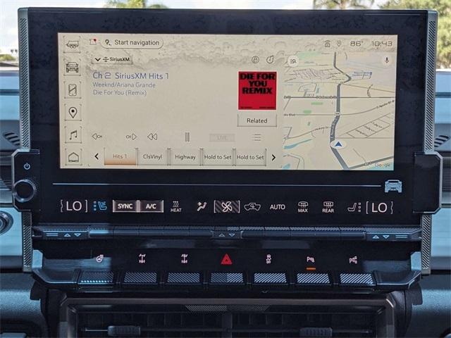 Vehicle image 18 of 33