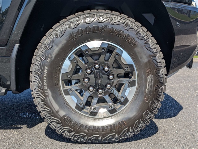 Vehicle image 11 of 33