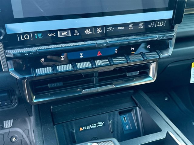 Vehicle image 20 of 25