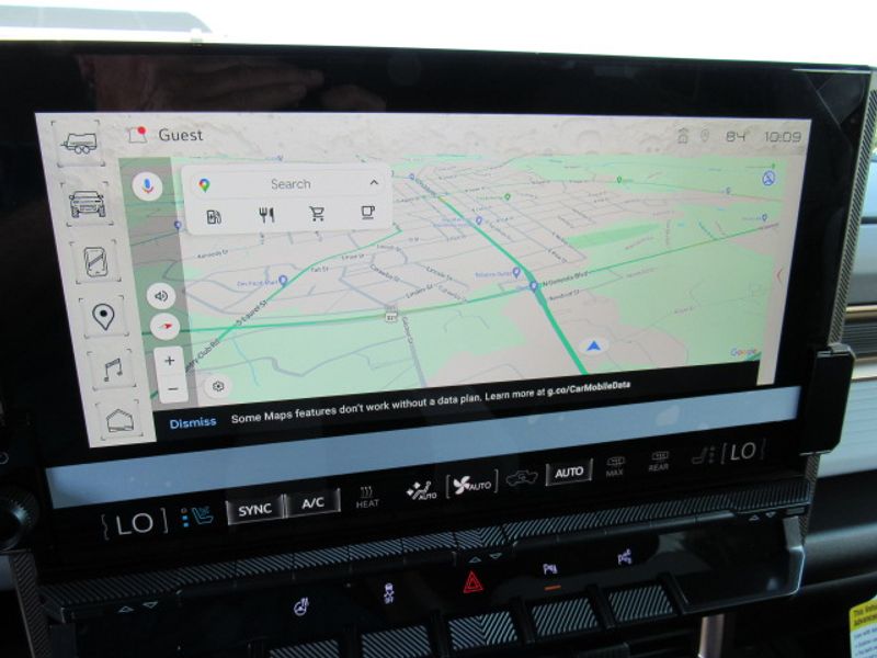 Vehicle image 11 of 24