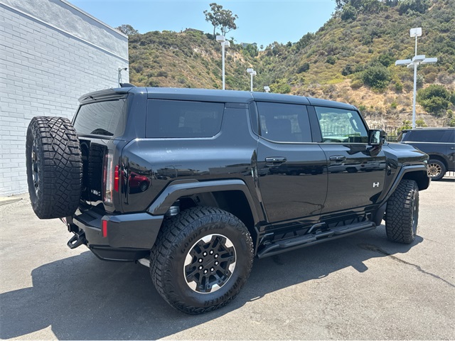 Vehicle image 11 of 38