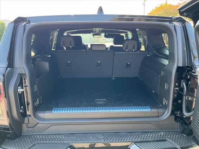 Vehicle image 14 of 30