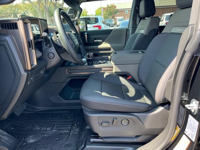 Vehicle image 20 of 30