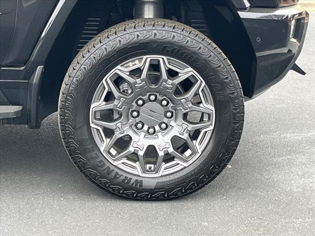 Vehicle image 12 of 30