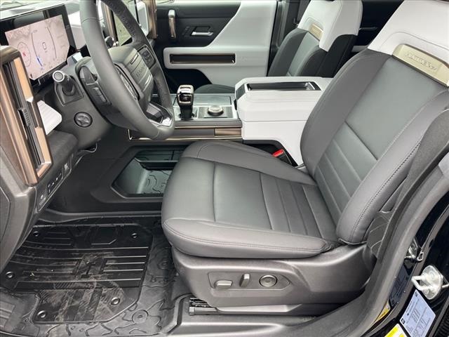 Vehicle image 19 of 30