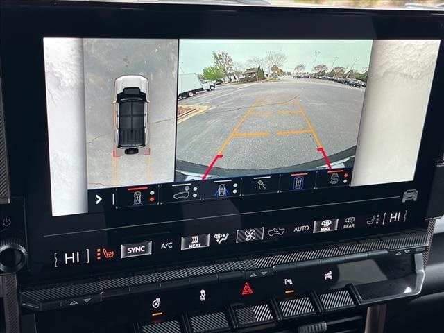 Vehicle image 22 of 30