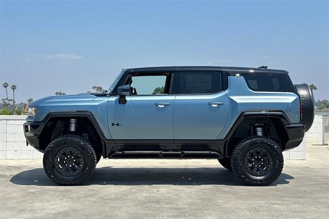 Vehicle image 8 of 32