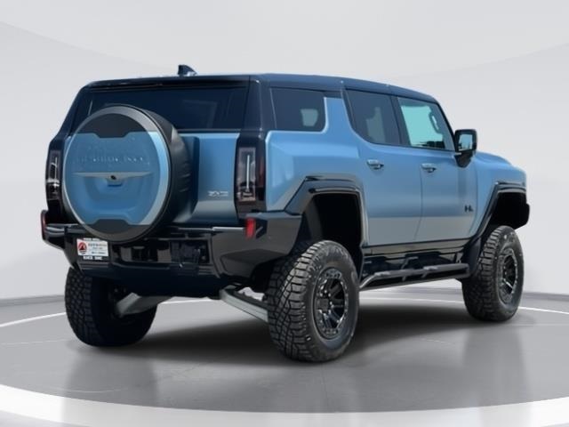 Vehicle image 5 of 32