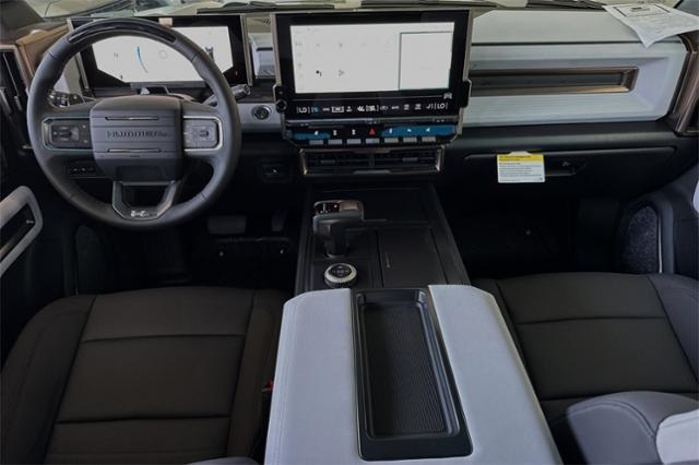 Vehicle image 14 of 32