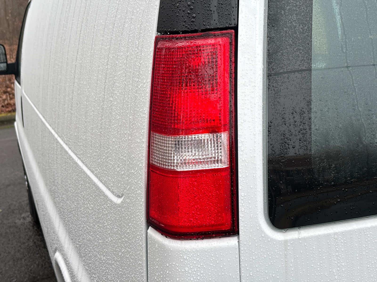 Vehicle image 34 of 52