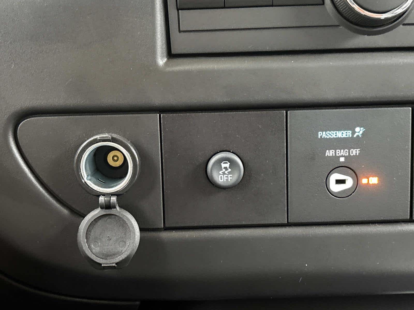 Vehicle image 13 of 52