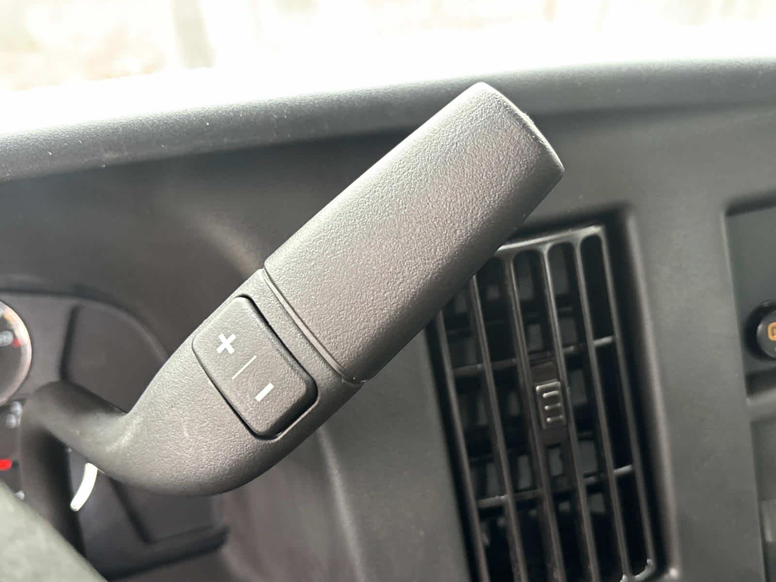 Vehicle image 20 of 52