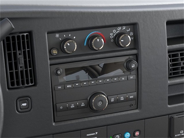 Vehicle image 20 of 24